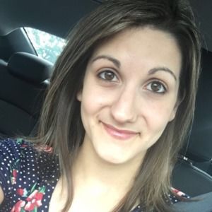 Meet your Posher, Davia